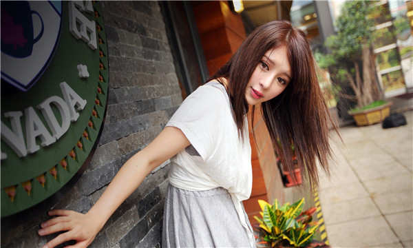 深州想找一个女性生孩子给报酬-｛找个女人生孩子多少钱｝
